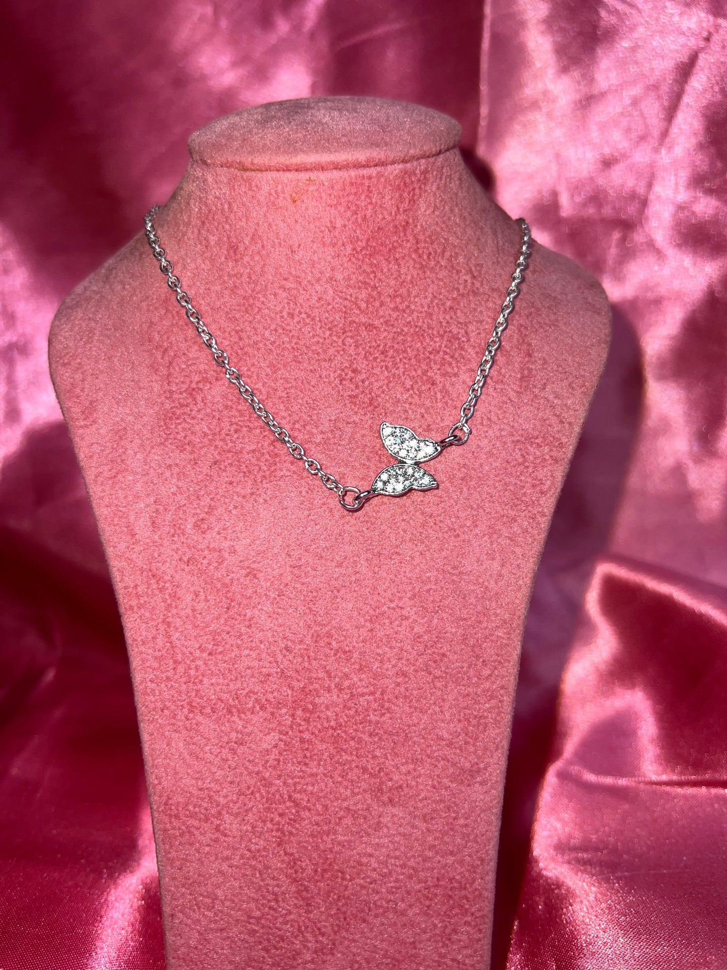 Dainty butterfly necklace