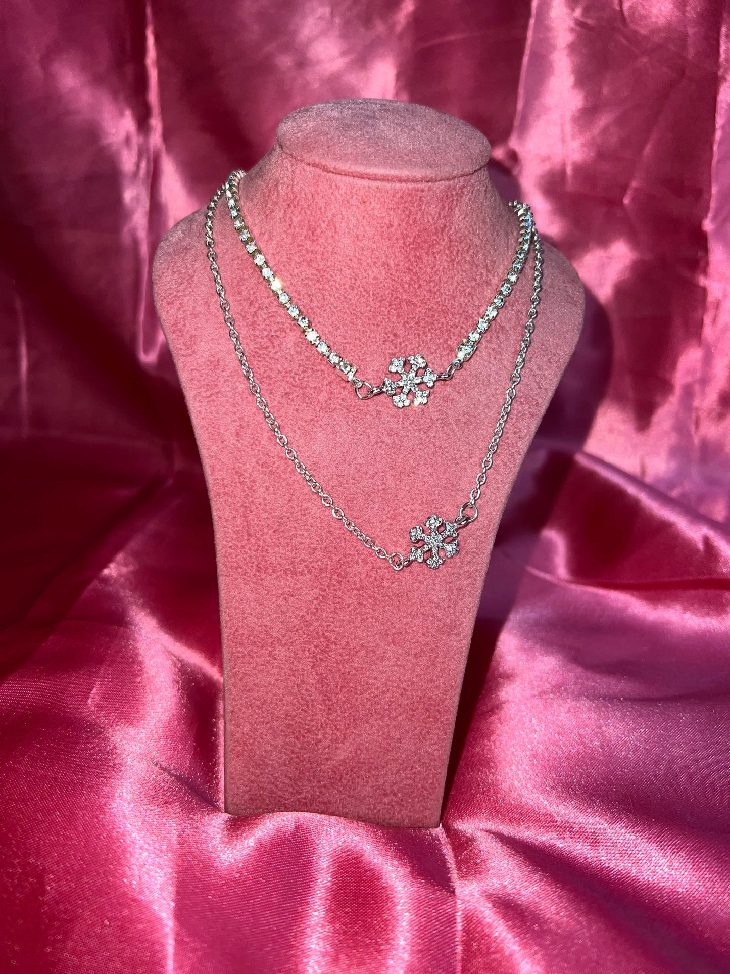 Snowflake necklace