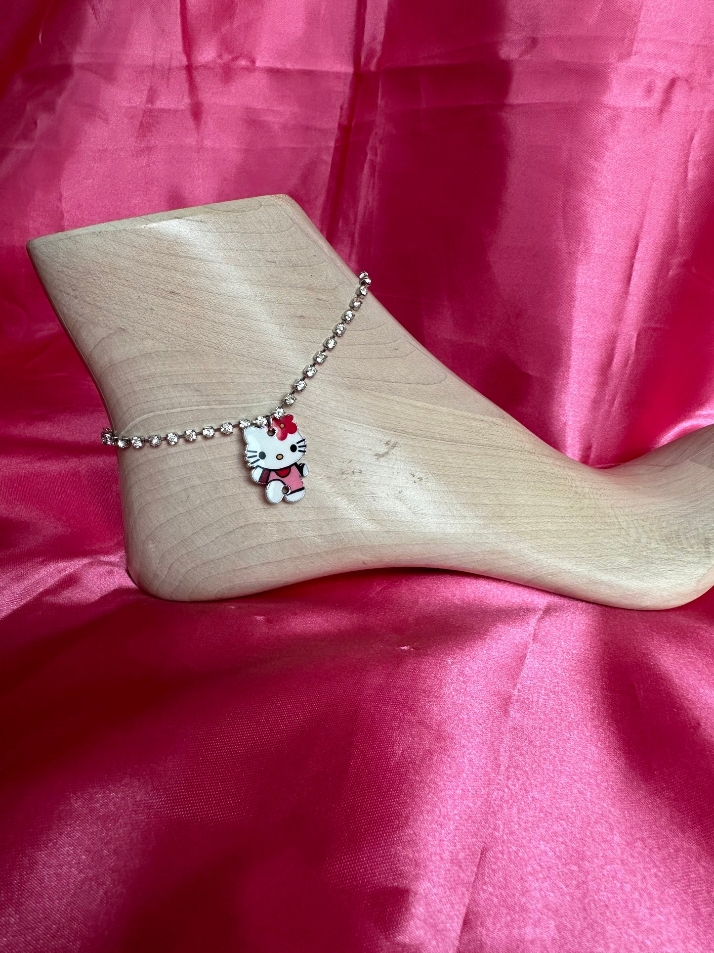 Hello Kitty anklet