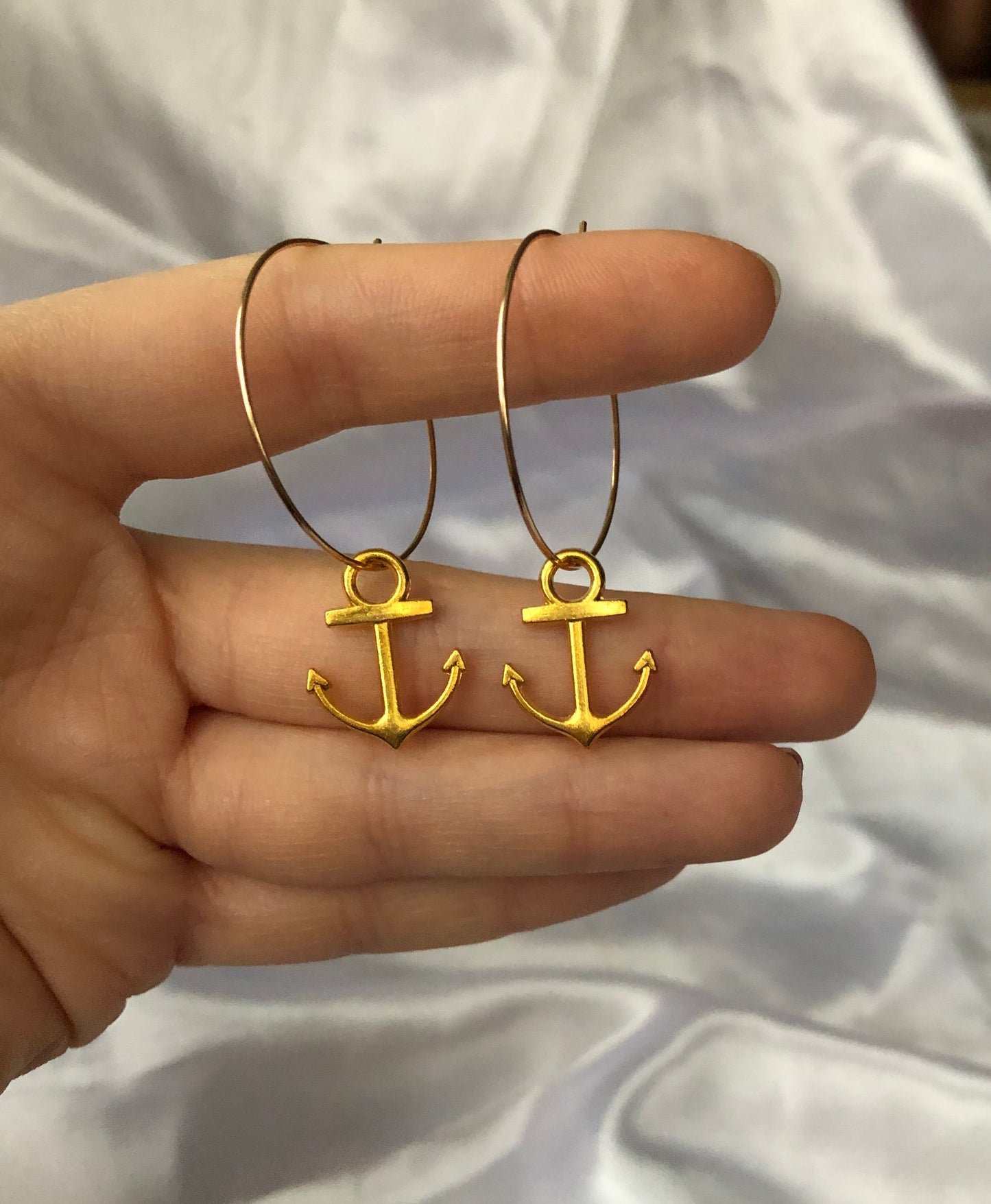 Anchor hoops