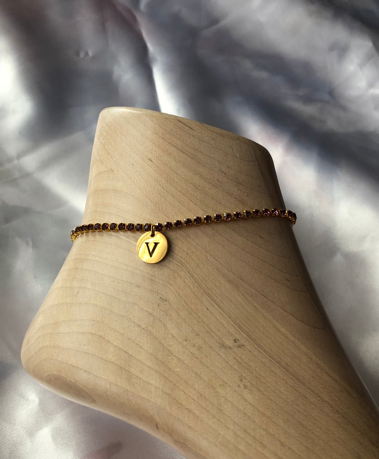 Rhinestone circle letter anklet