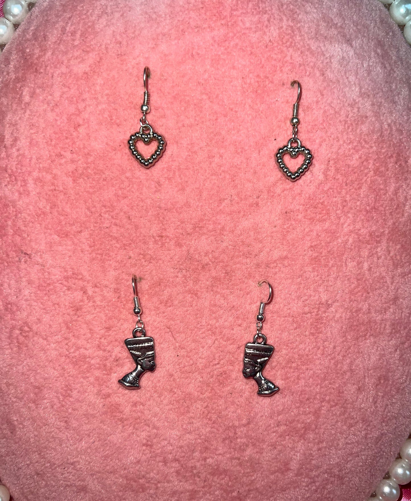 Pendant earrings