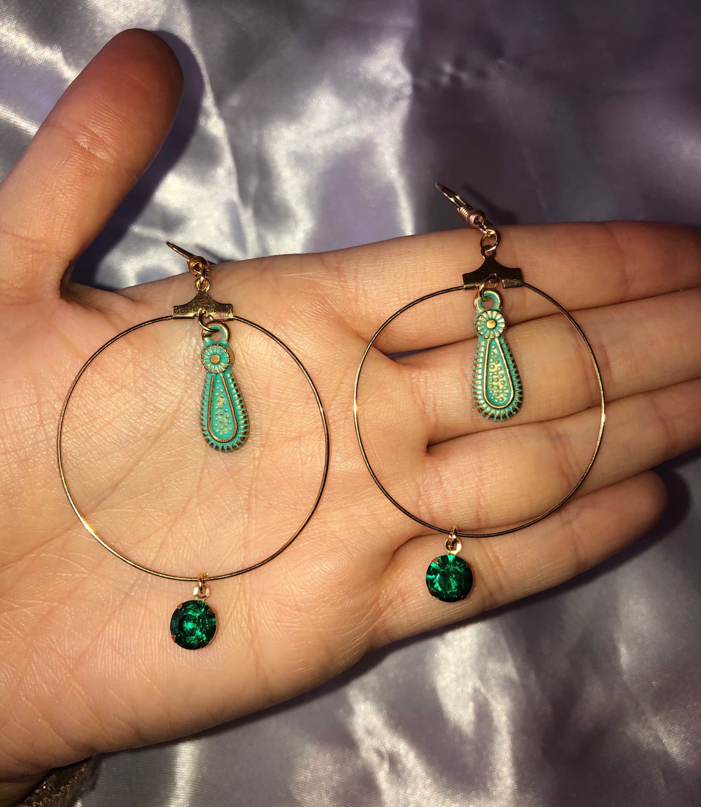 Crystal textured pendant earrings