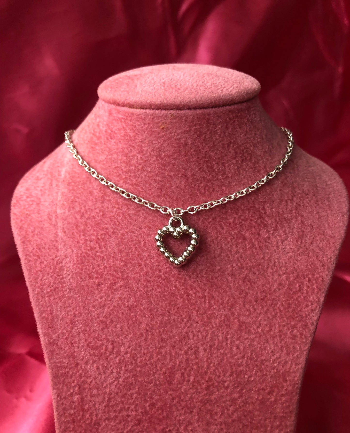 Silver heart pendant necklace