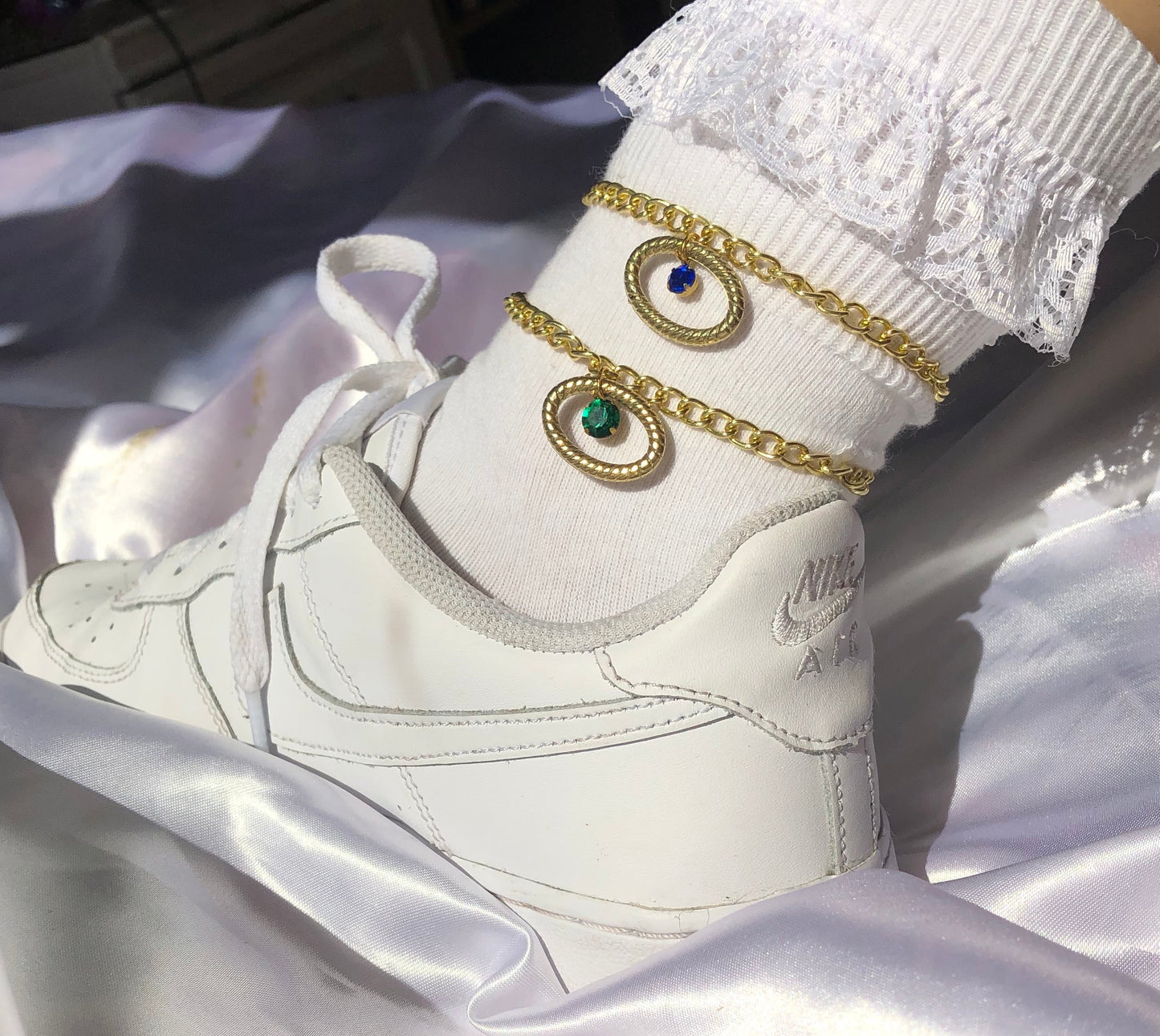 Eye anklet