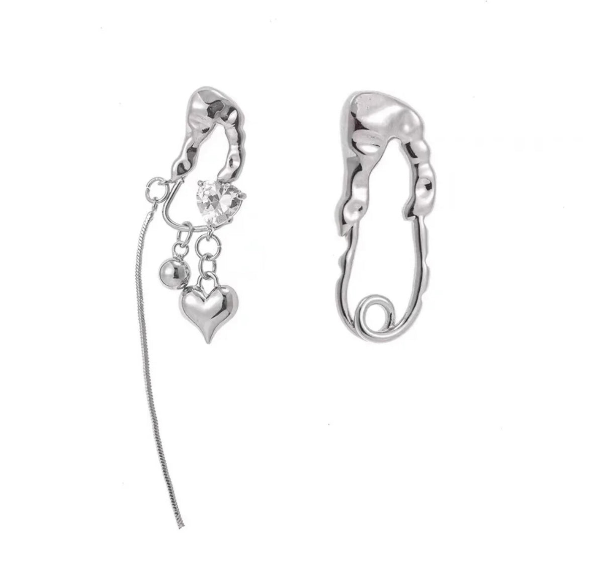 Asymmetrical earrings