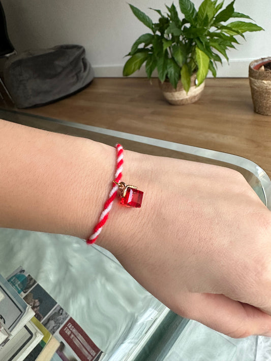 Cube pendant Martenitza