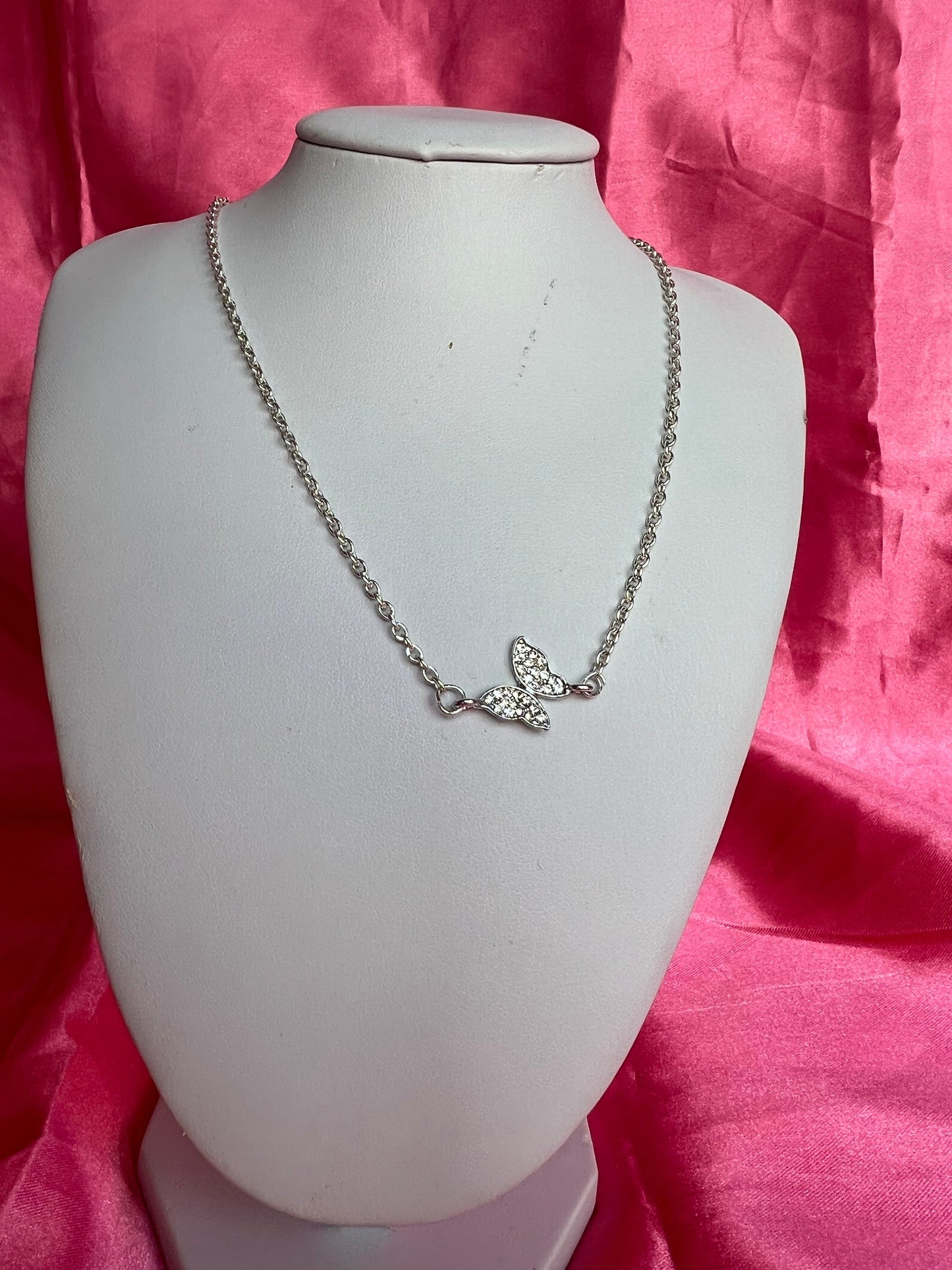 Dainty butterfly necklace