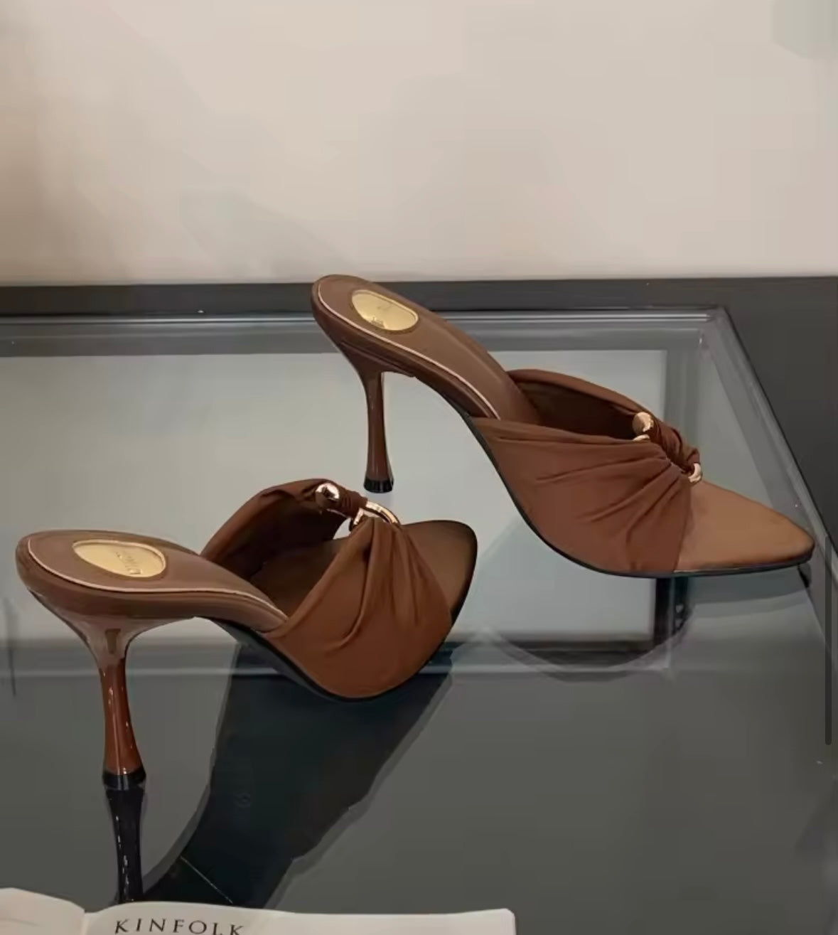 Buckle pointy mules