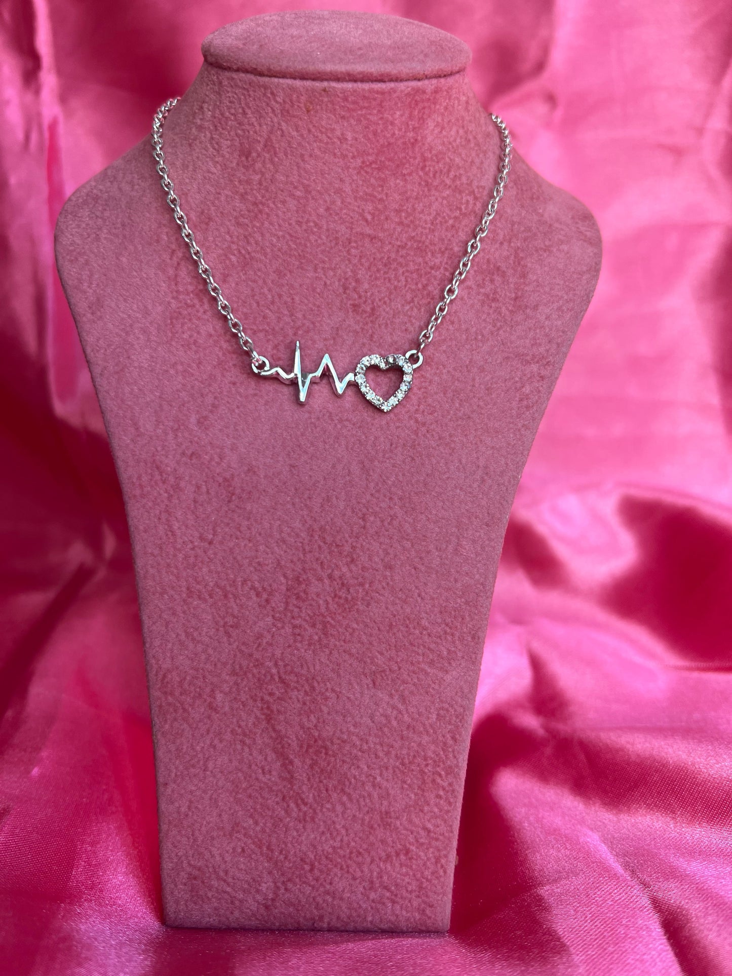 Heartbeat necklace