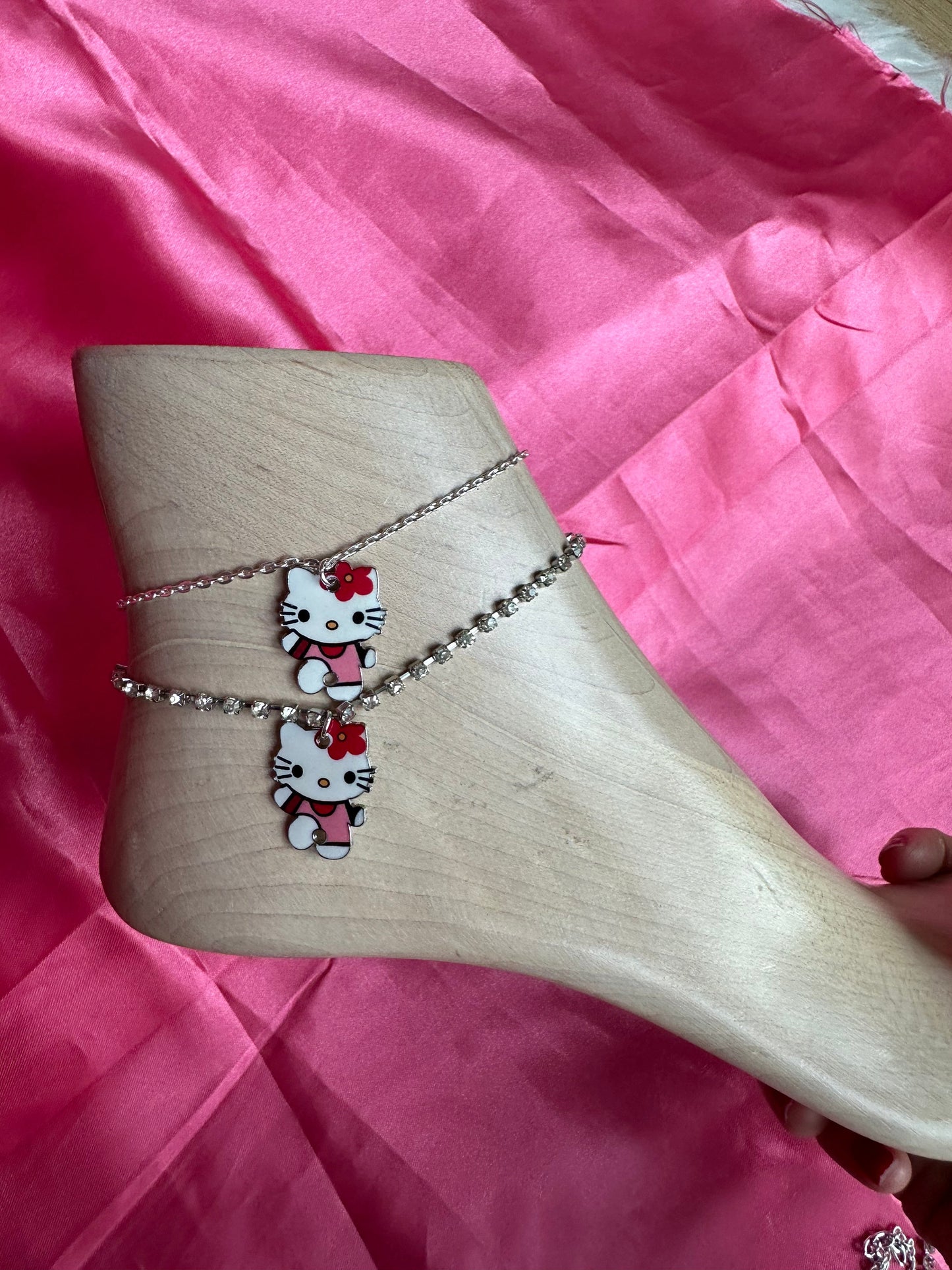 Hello Kitty anklet