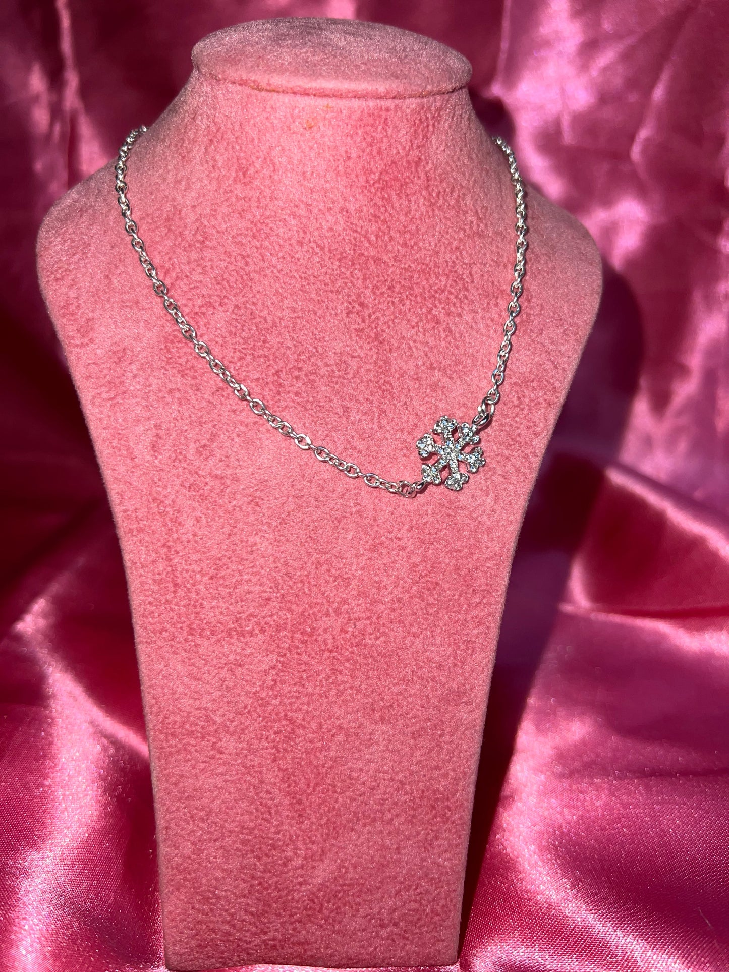 Snowflake necklace