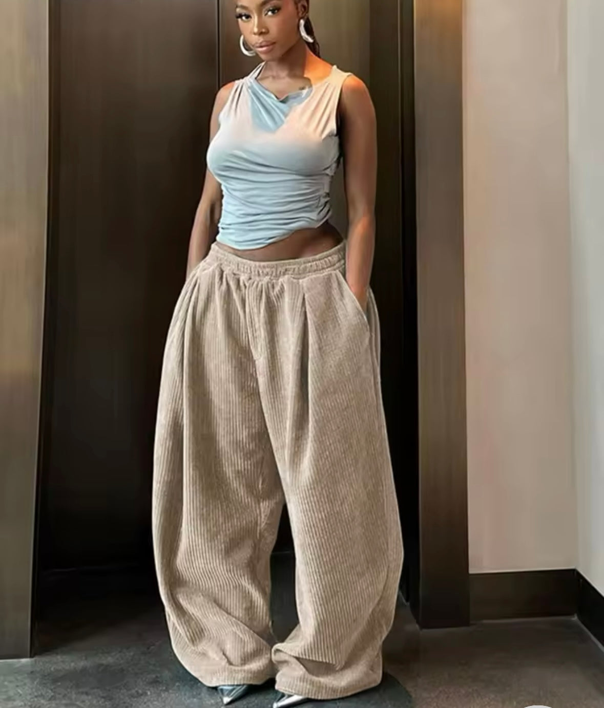 Oversized trousers