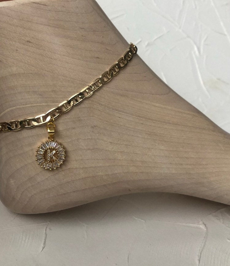 Initial anklet