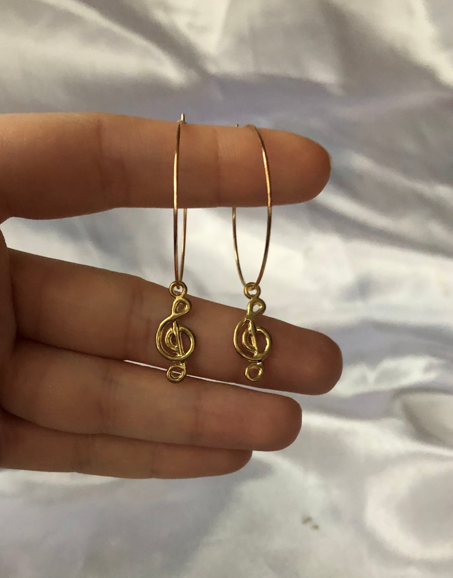 Music note hoops