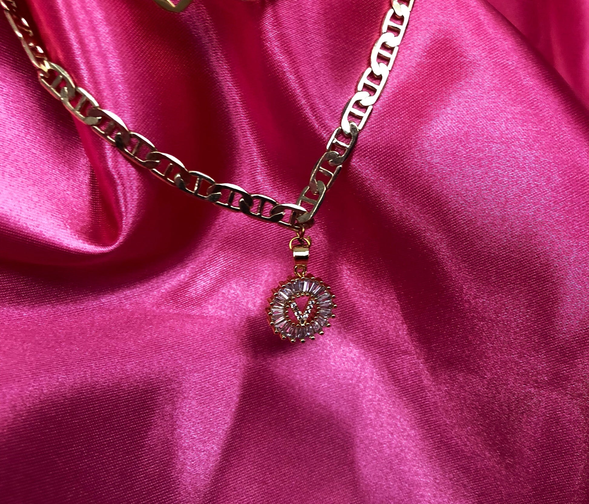 Initial bar chain - Icegoldbyvee