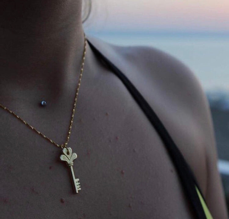 Key to my heart necklace - Icegoldbyvee