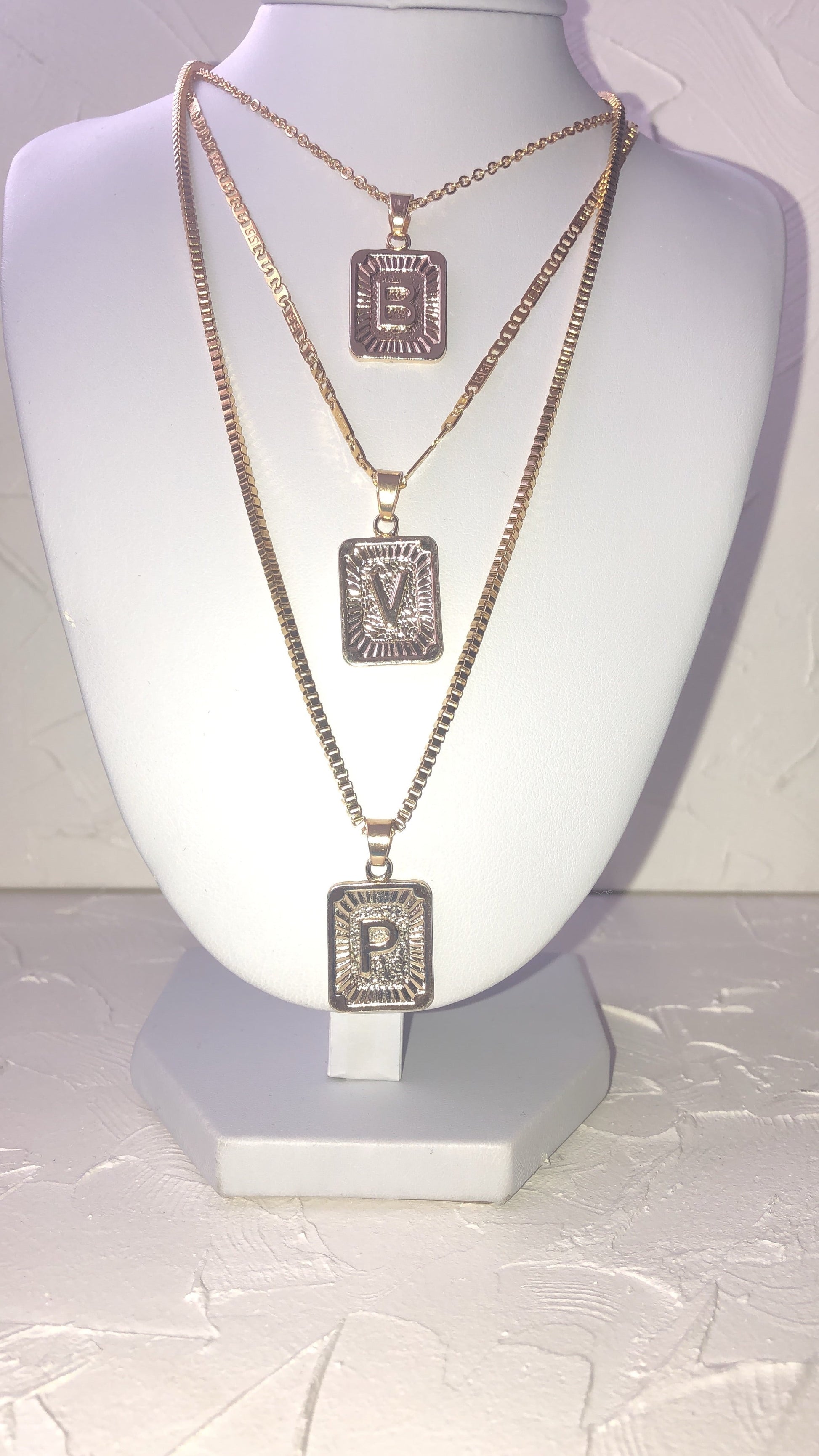 Letter pendant necklace - Icegoldbyvee