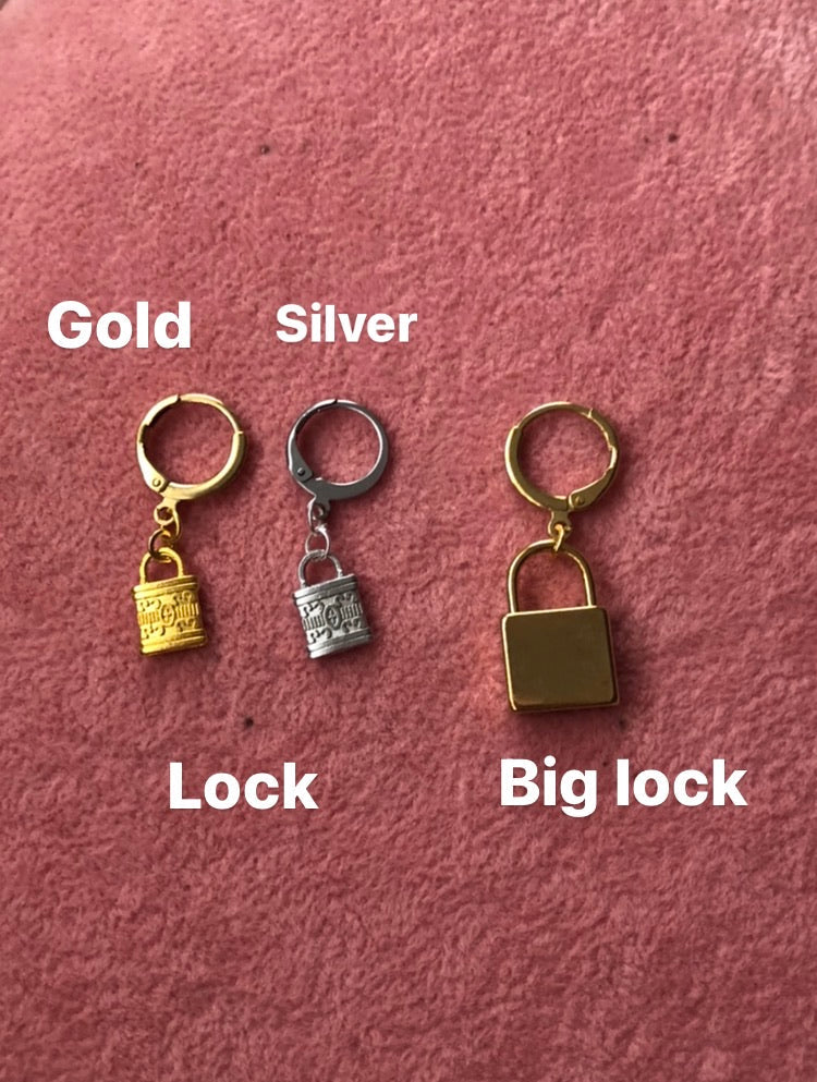 Pendant huggies IV
