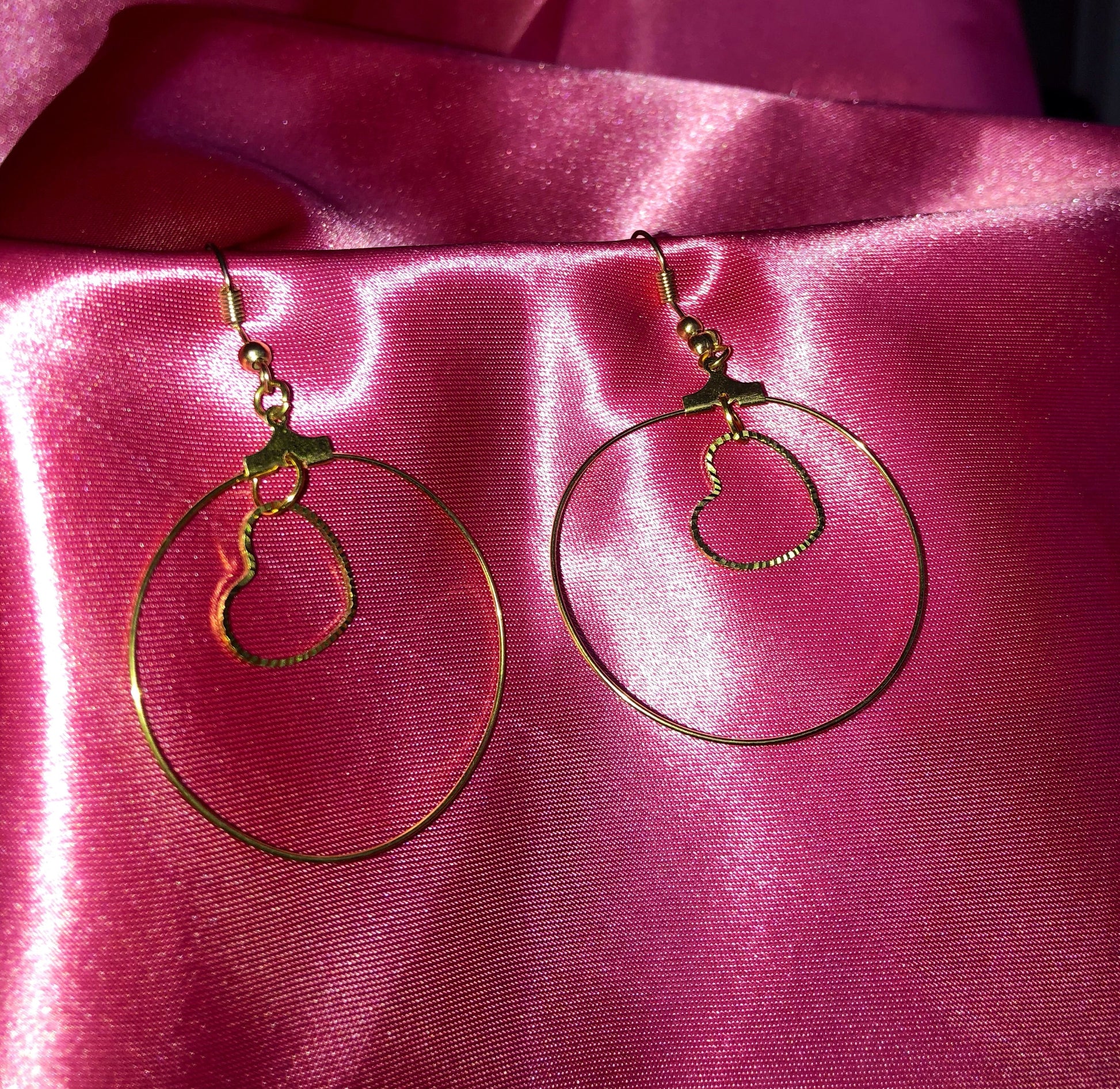 Heart hoop earrings - Icegoldbyvee
