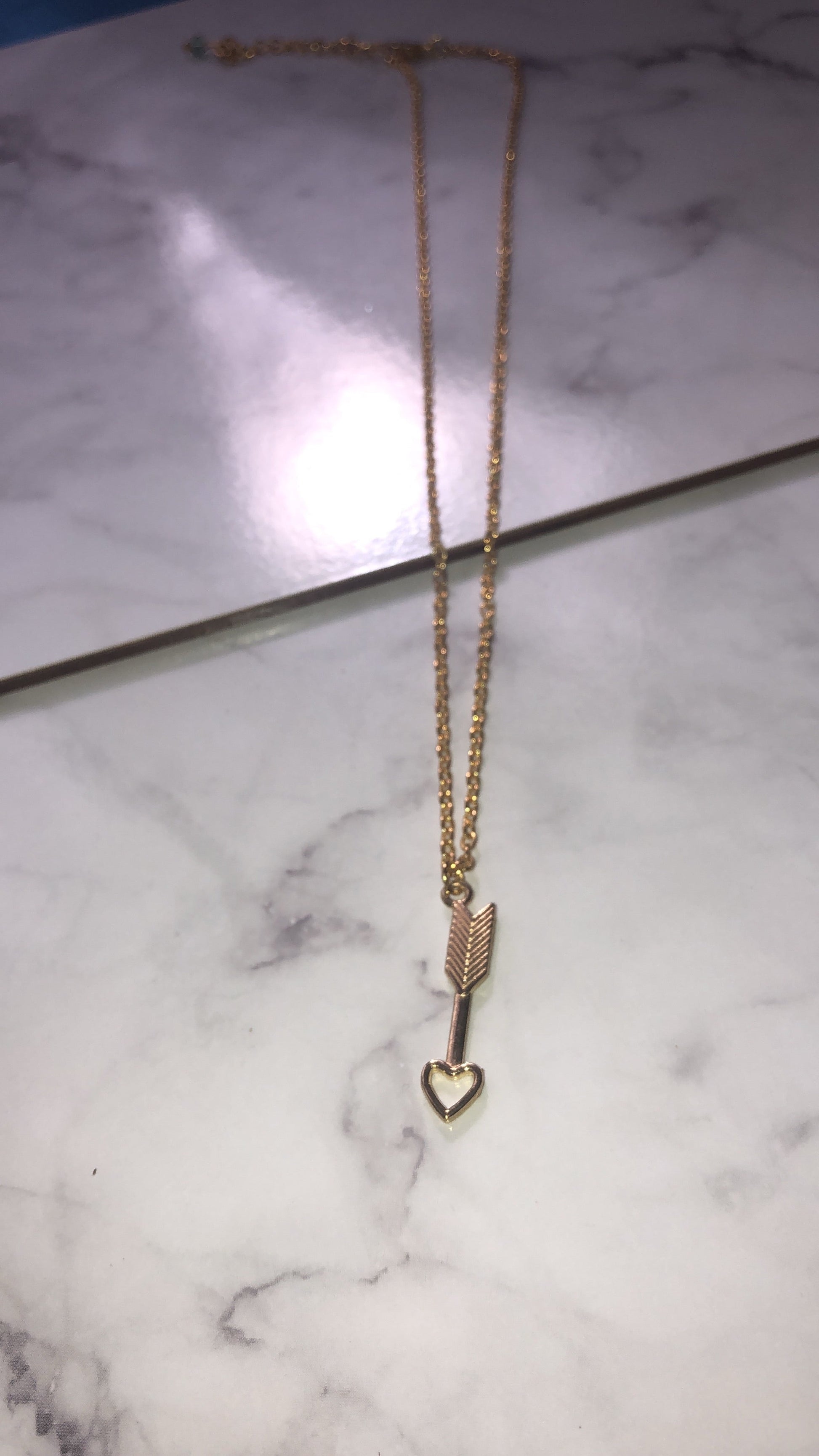Love arrow necklace - Icegoldbyvee