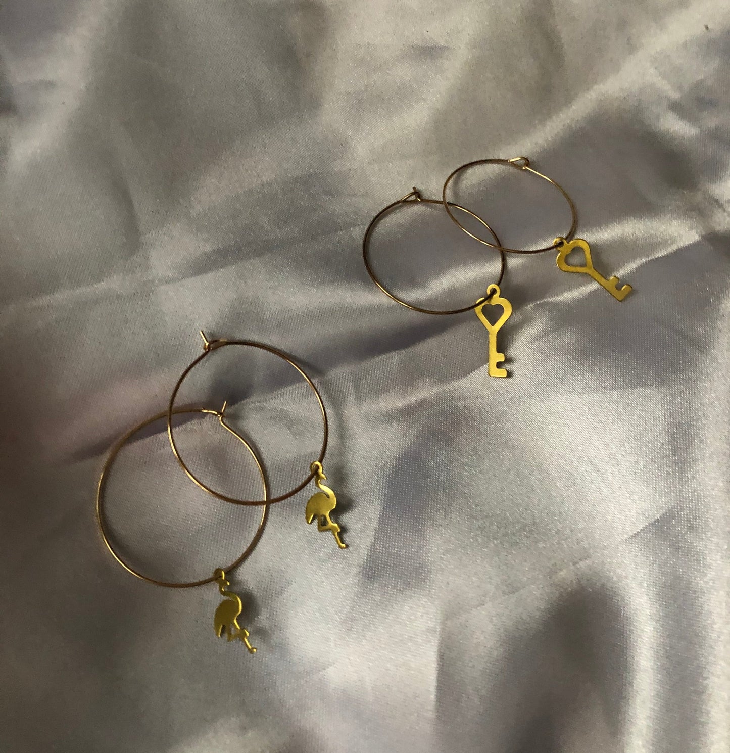 Love key/flamingo pendant hoops
