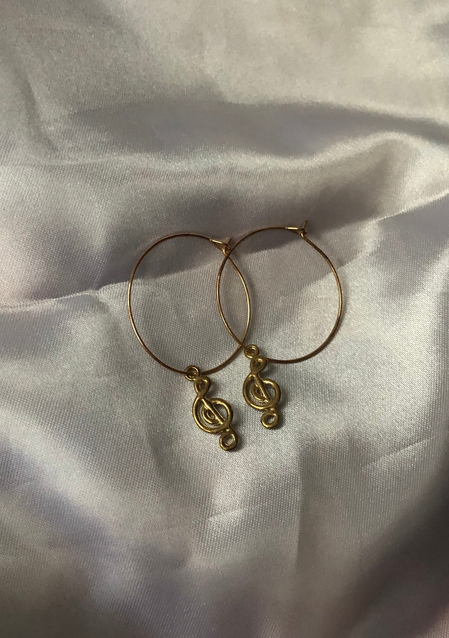 Music note hoops