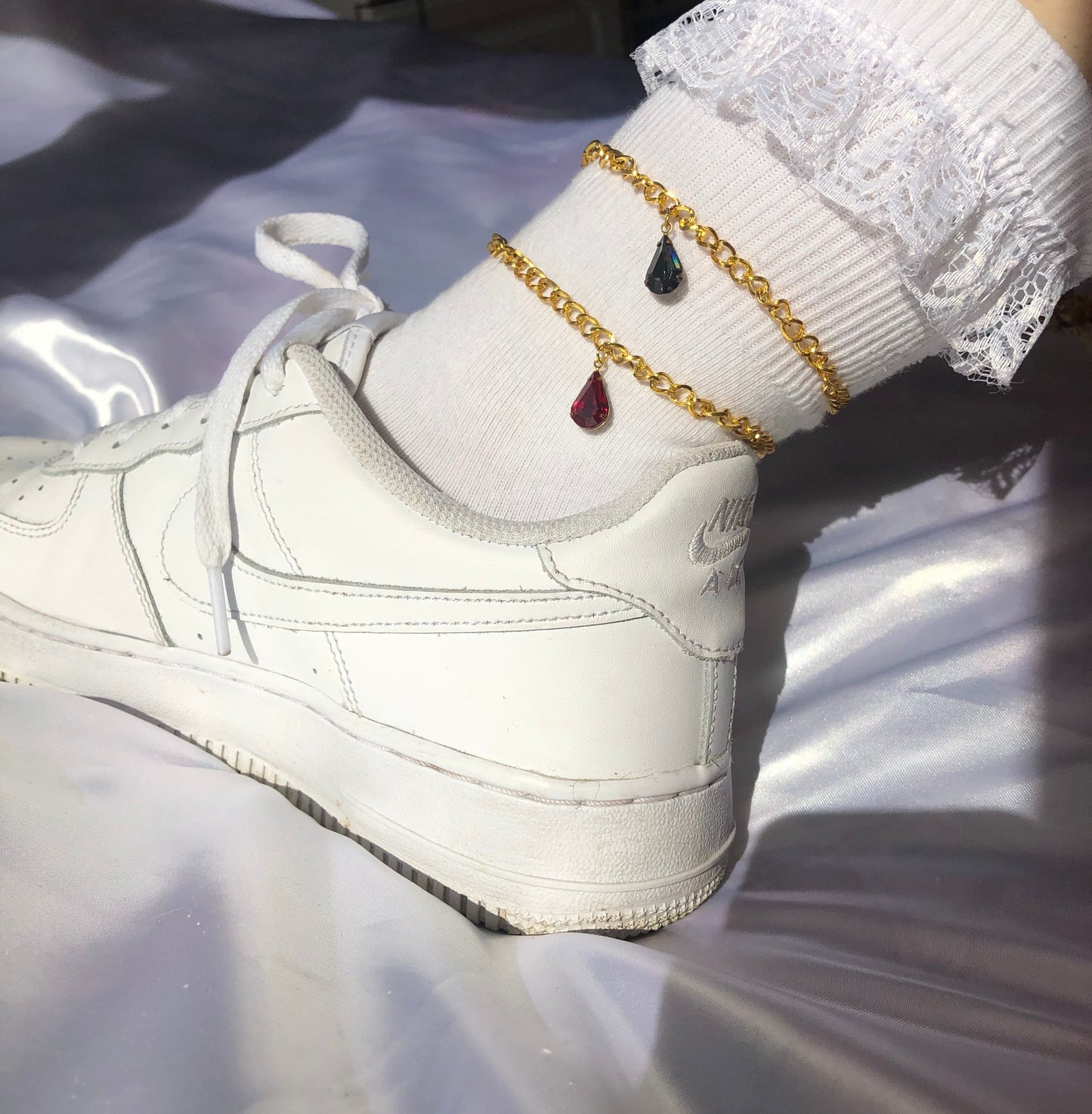 Single rain drop anklet