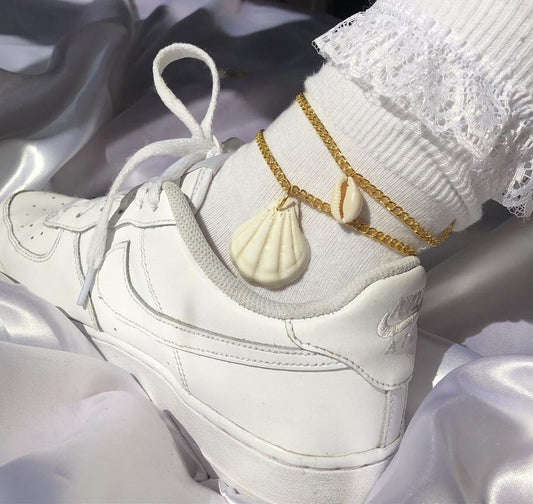 Seashell anklet
