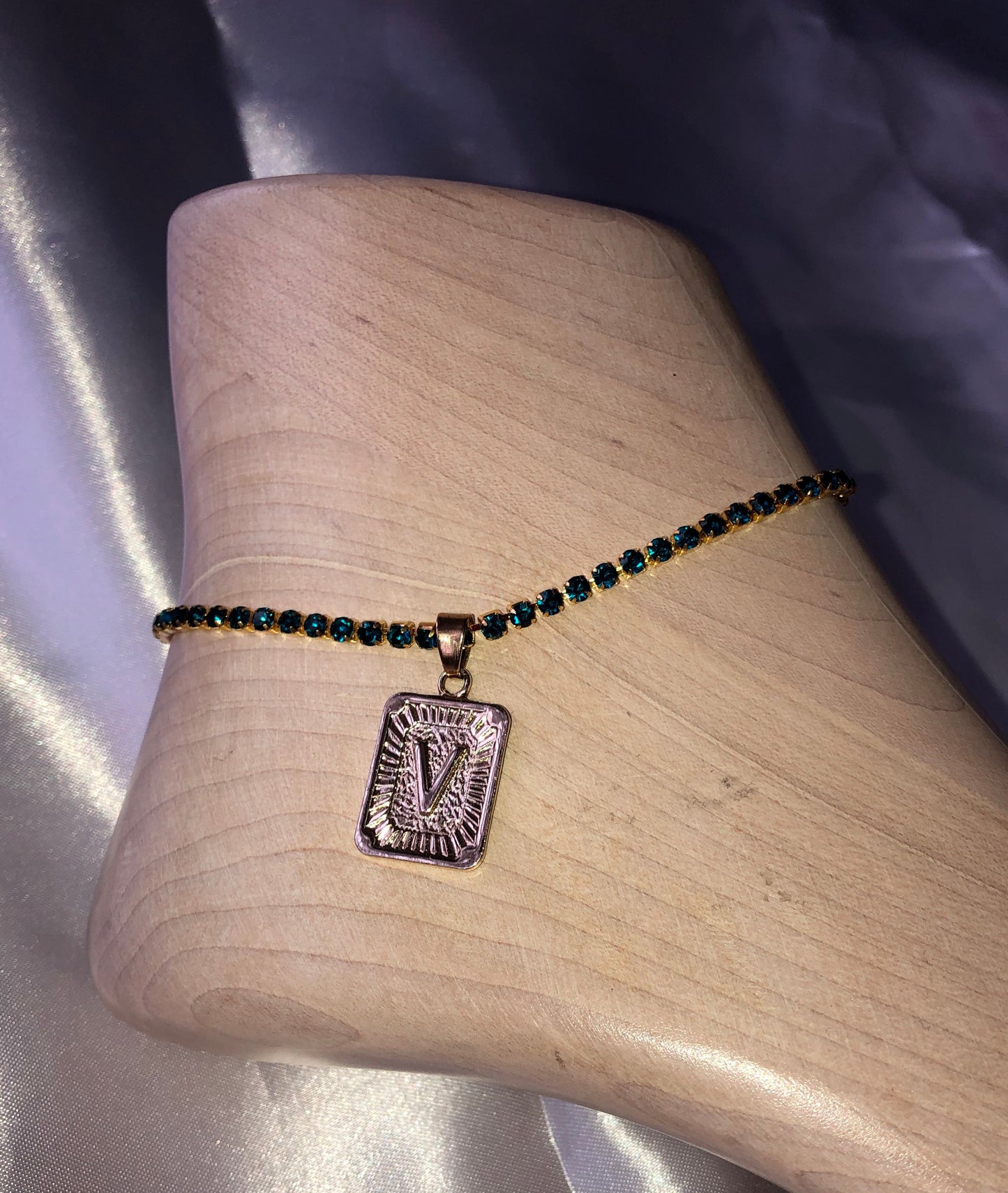 Rhinestone letter pendant anklet