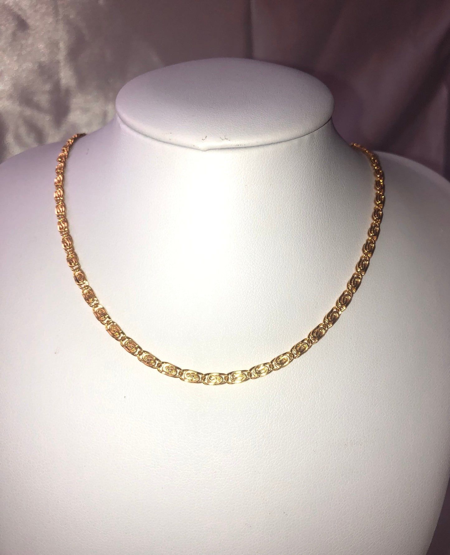 Link chain necklace