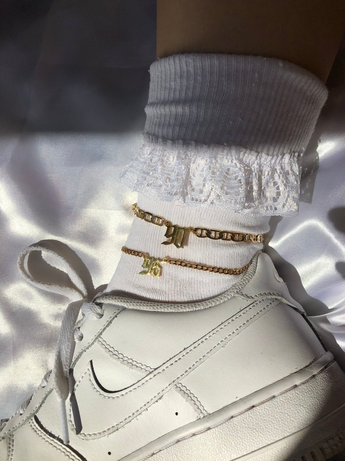90’s anklet