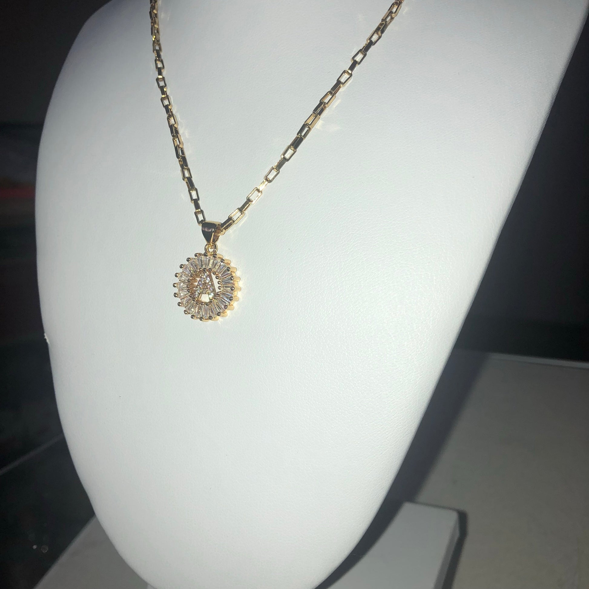 Hardware chain - Icegoldbyvee