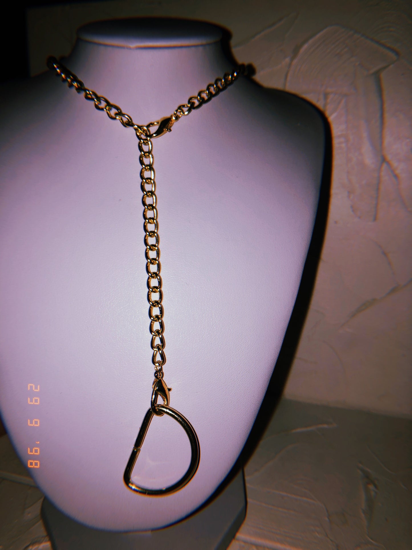D necklace - Icegoldbyvee