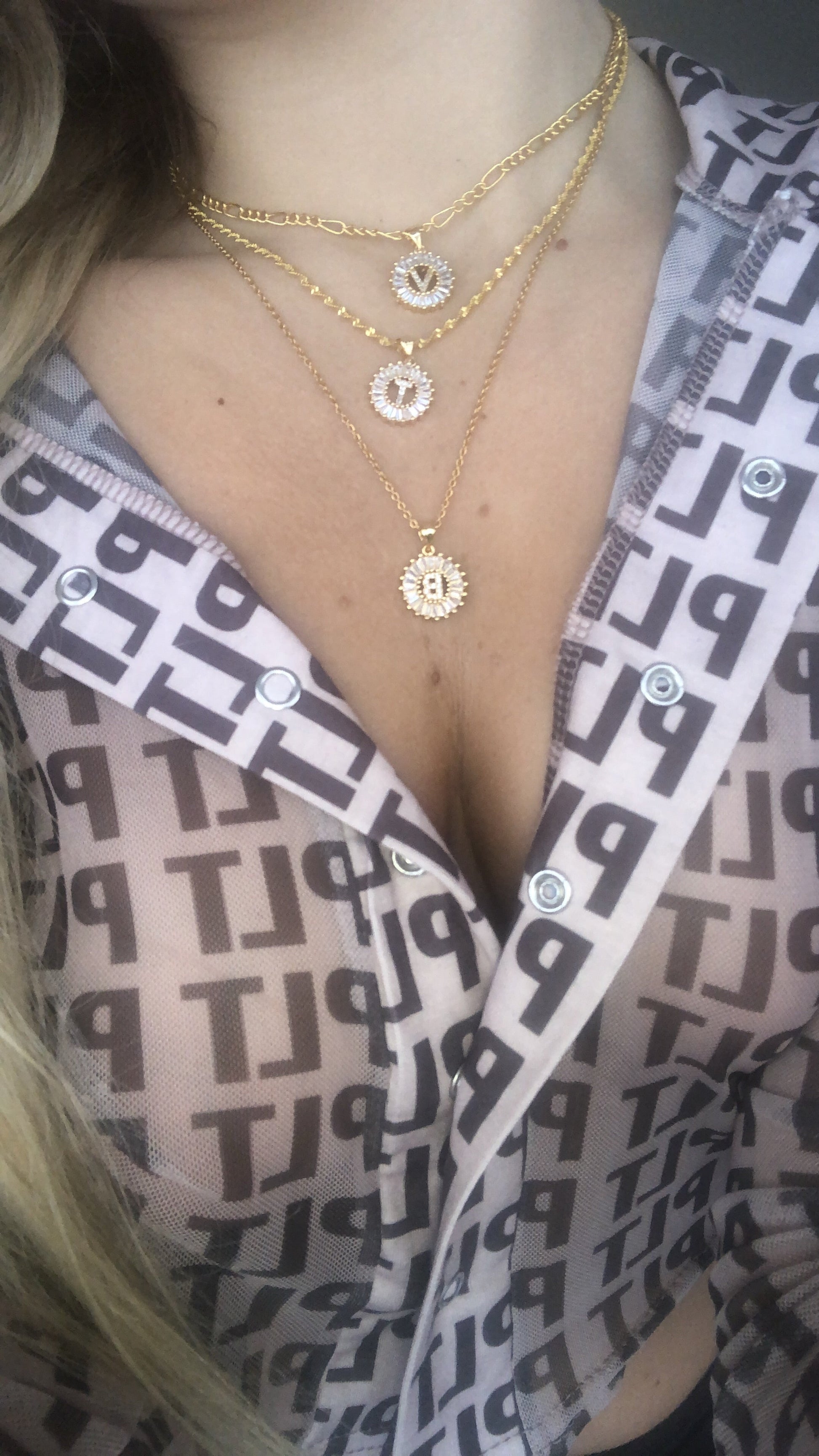 Round initial necklace - Icegoldbyvee