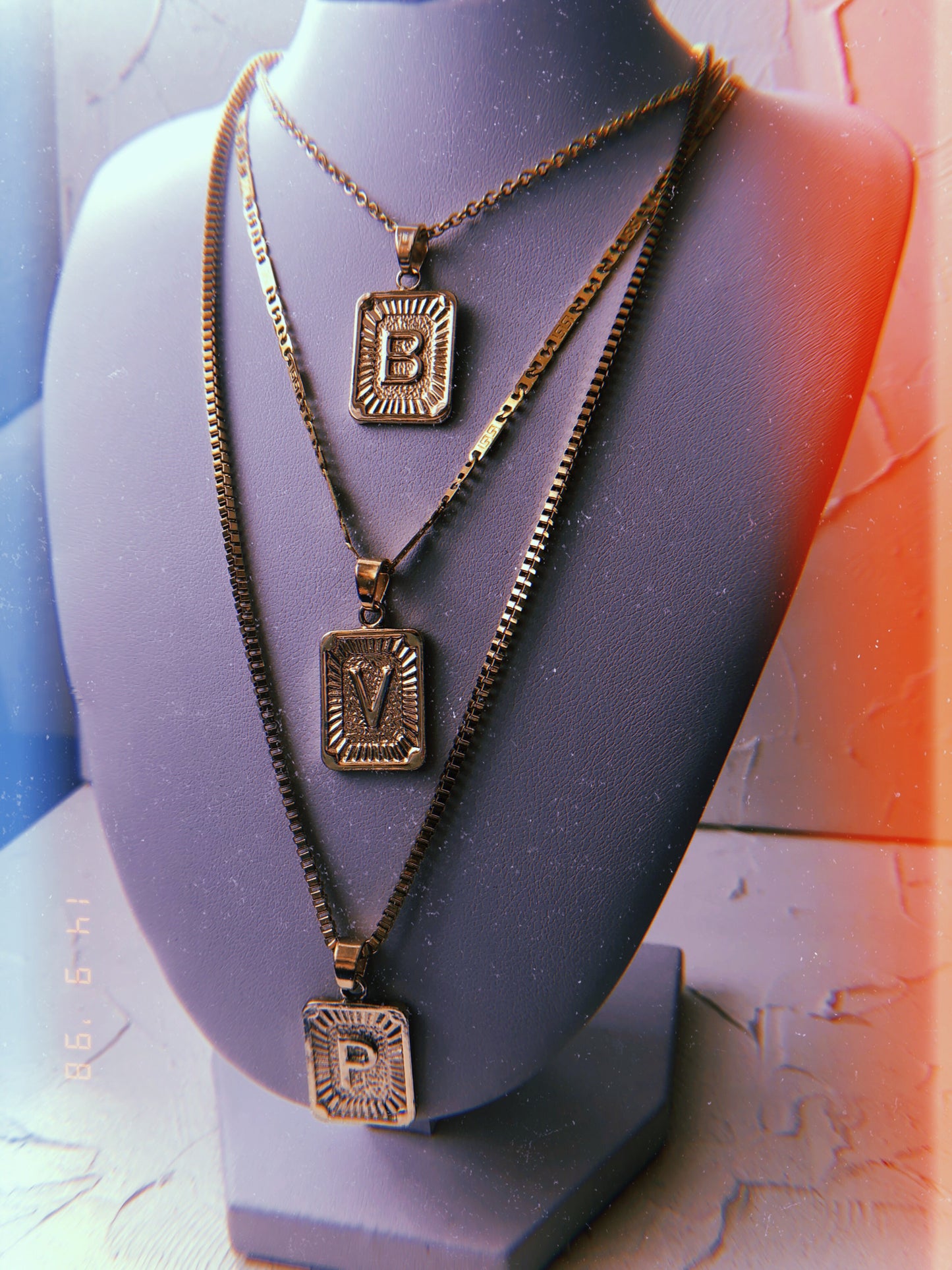 Letter pendant necklace - Icegoldbyvee
