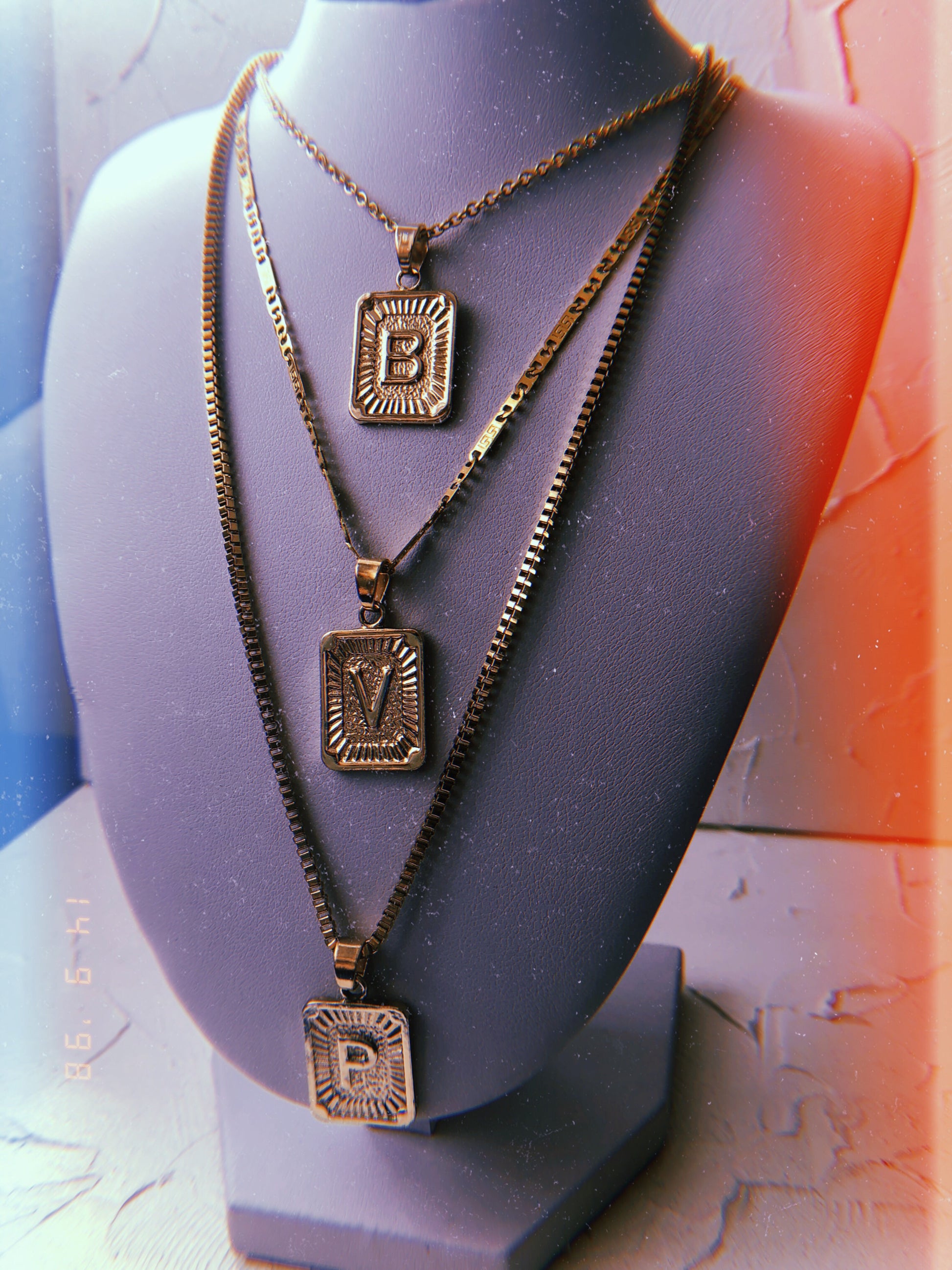 Letter pendant necklace - Icegoldbyvee