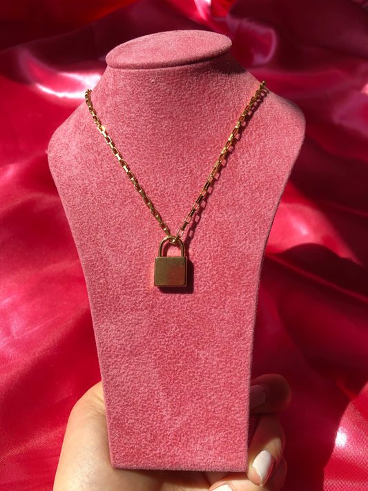 Large lock necklace
