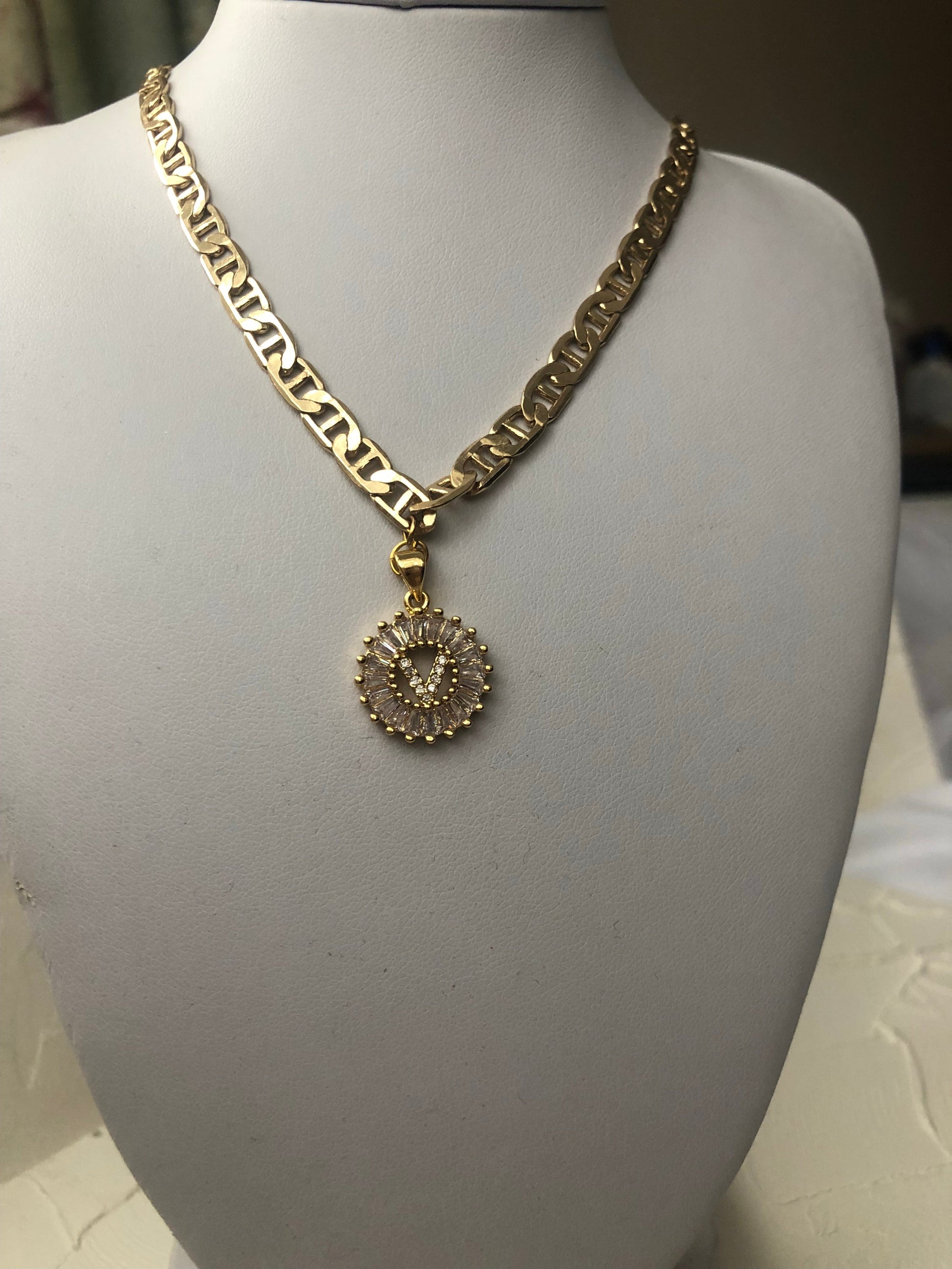 Initial bar chain - Icegoldbyvee