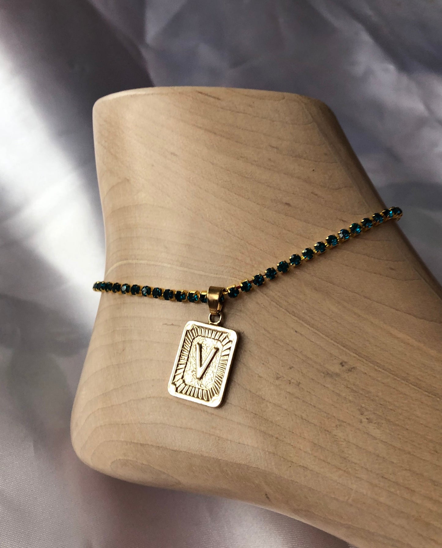 Rhinestone letter pendant anklet