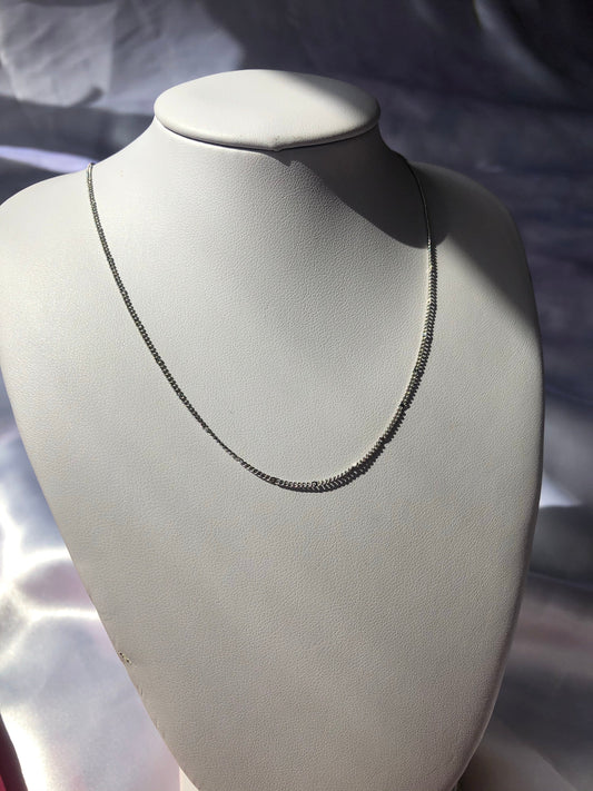 Dainty chain
