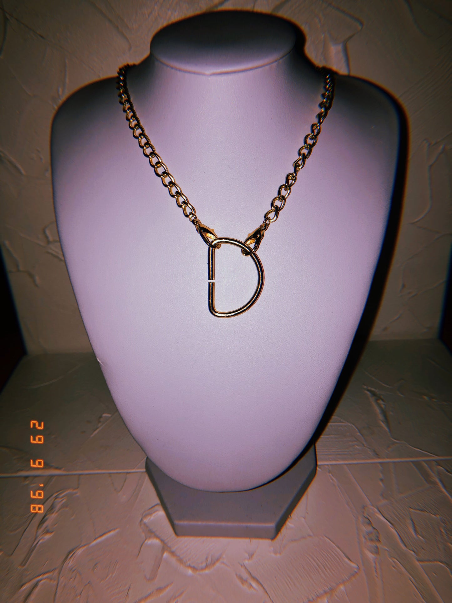 D necklace - Icegoldbyvee