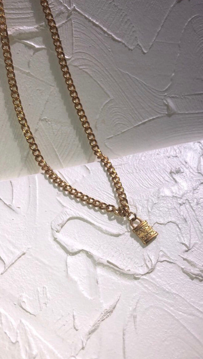 Lock pendant necklace - Icegoldbyvee