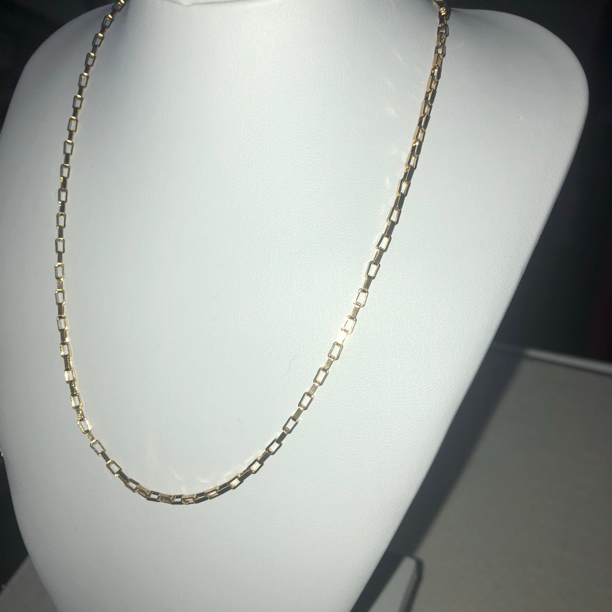 Hardware chain - Icegoldbyvee