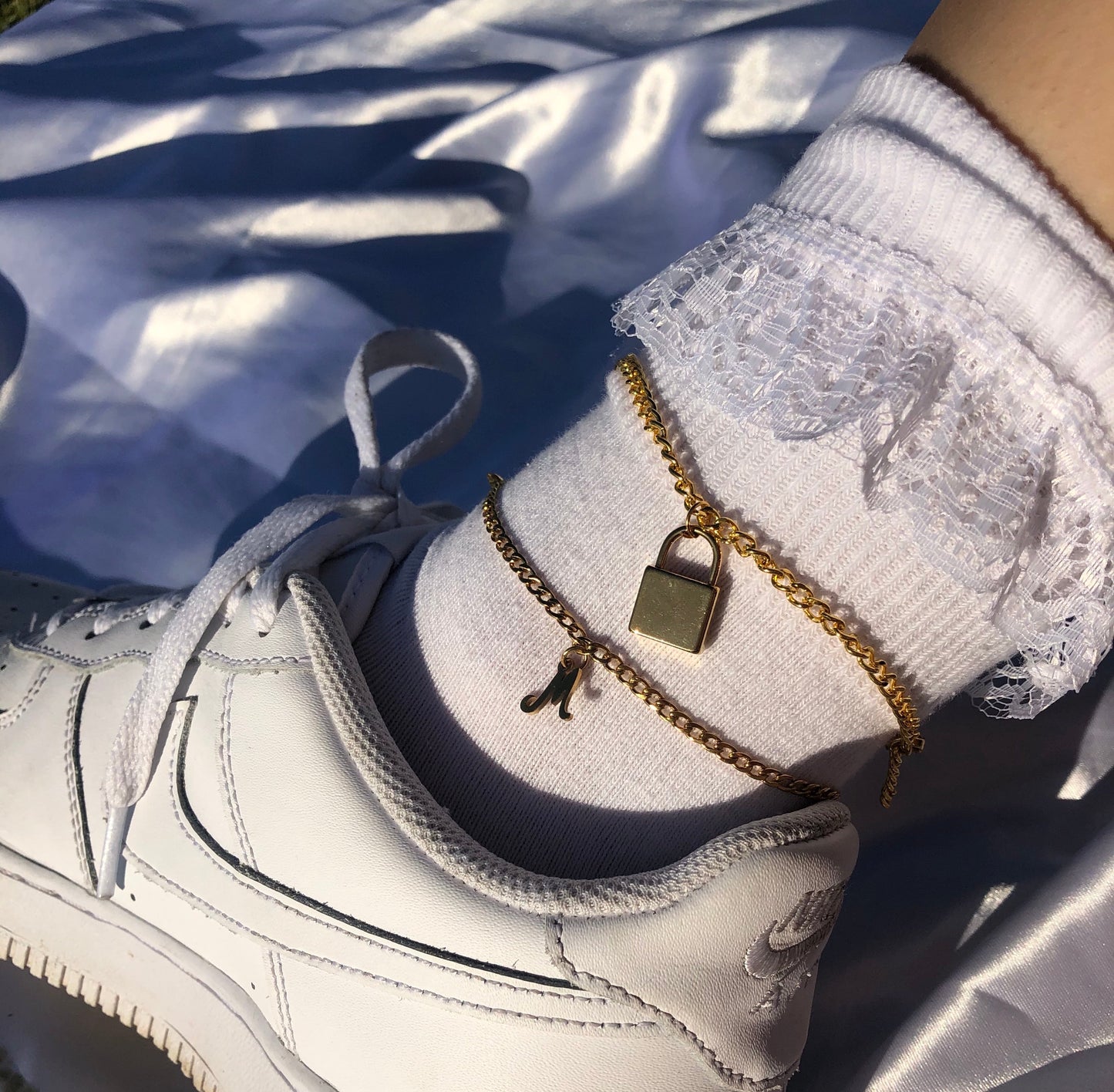 Lock anklet