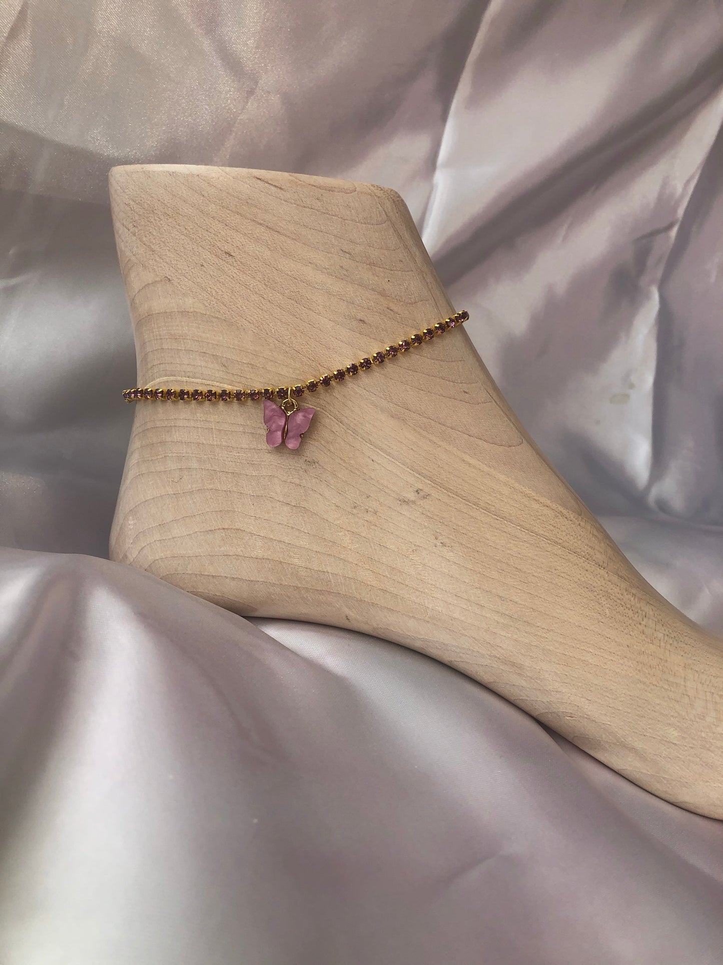 Rhinestone mariposa anklet