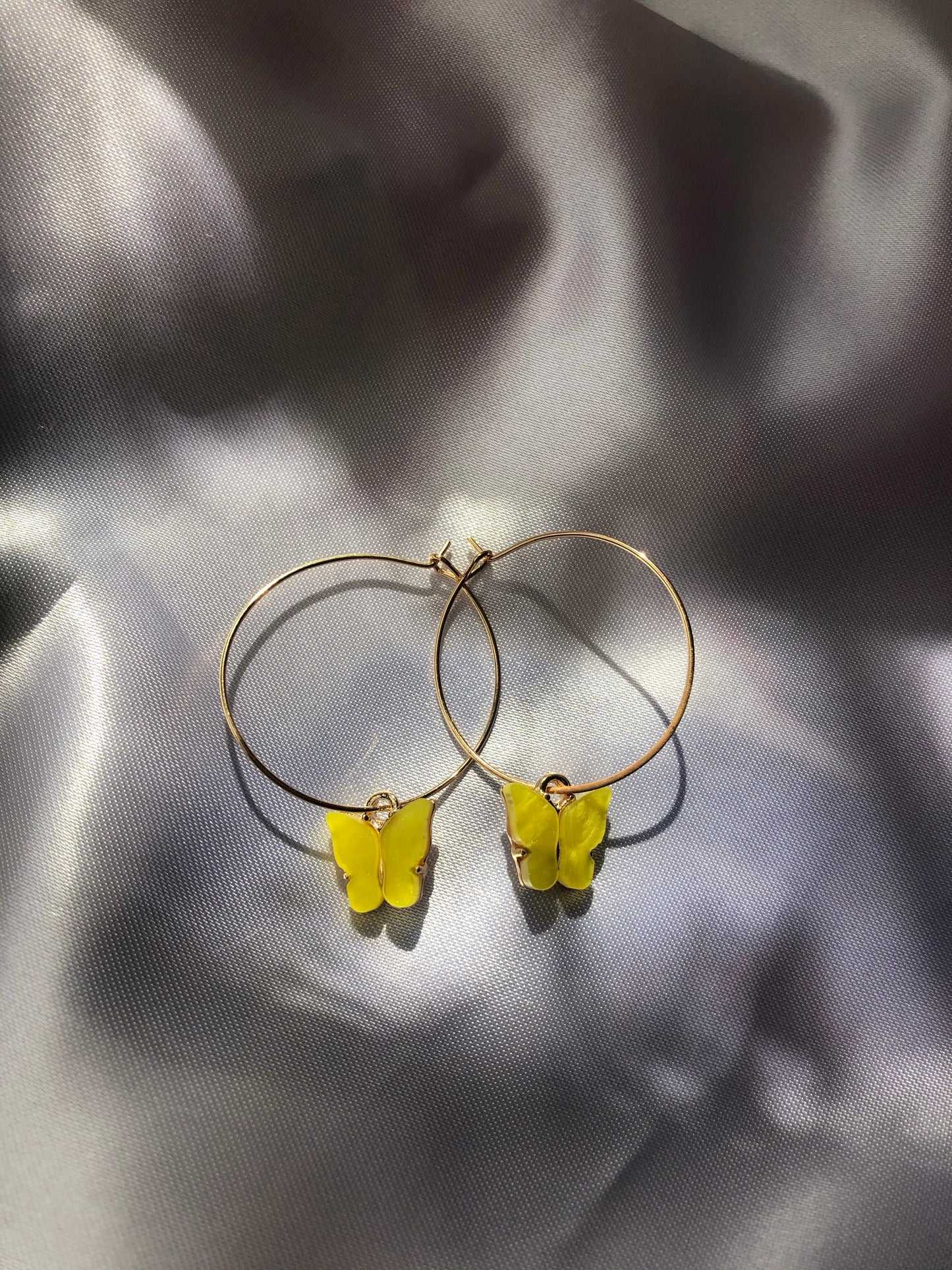 Mariposa hoops