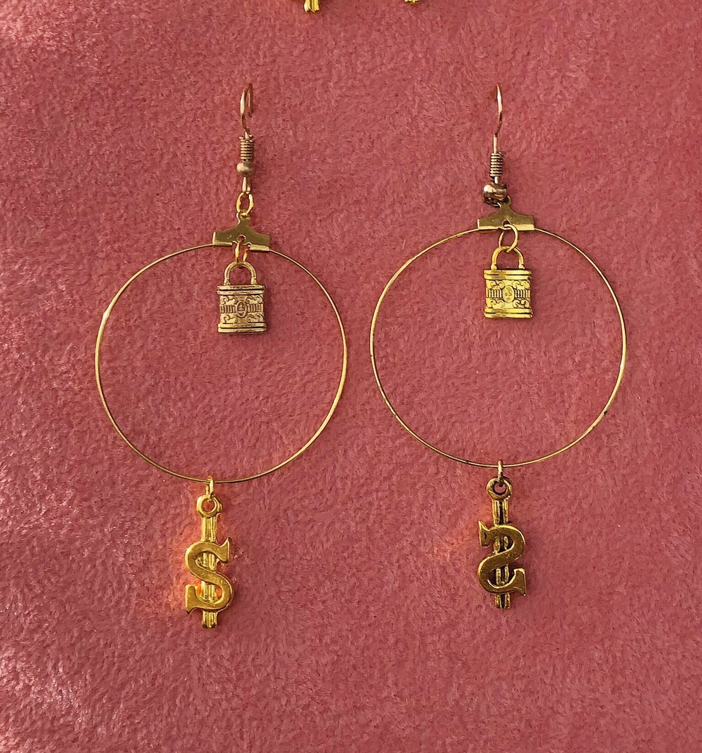 Secure the bag earrings