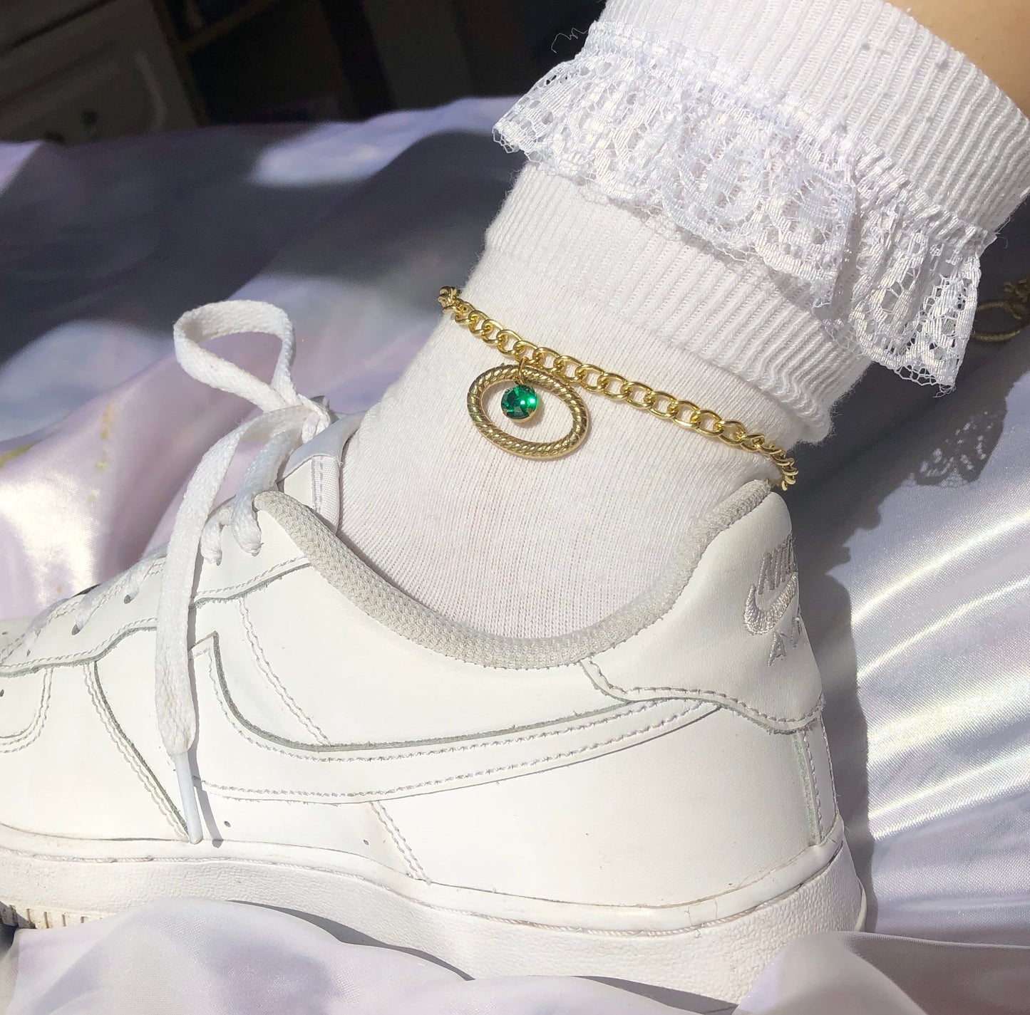 Eye anklet