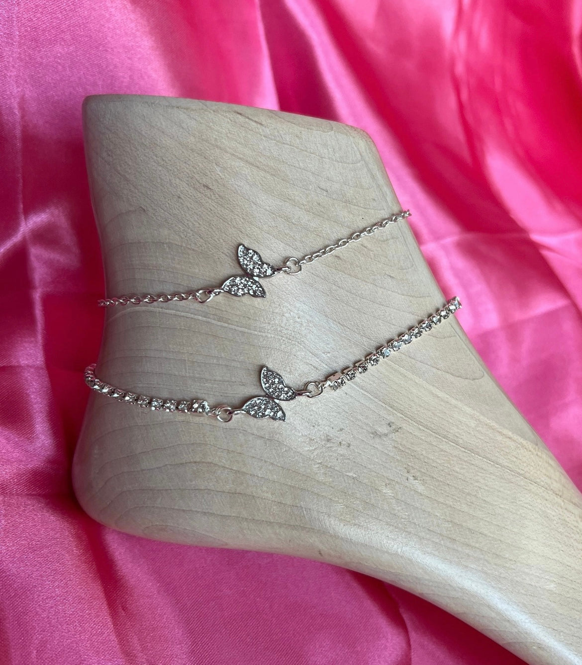 Dainty butterfly anklet